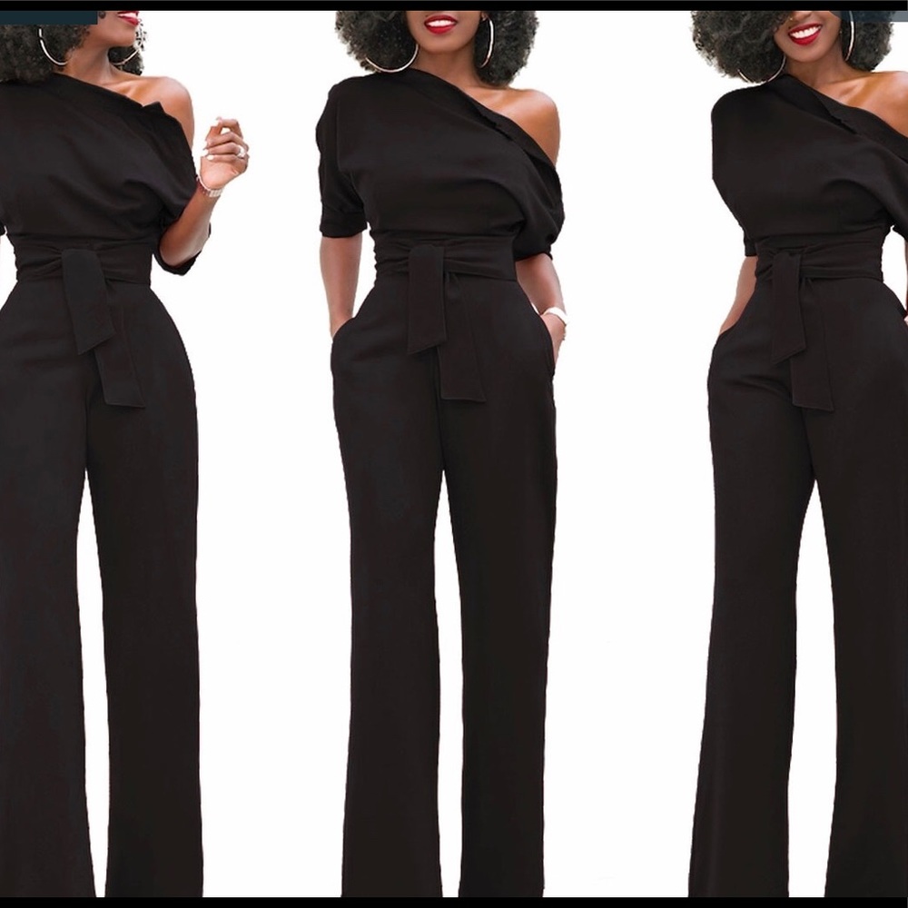 NEW! 🔥Women One Shoulder Black Solid Jumpsuit